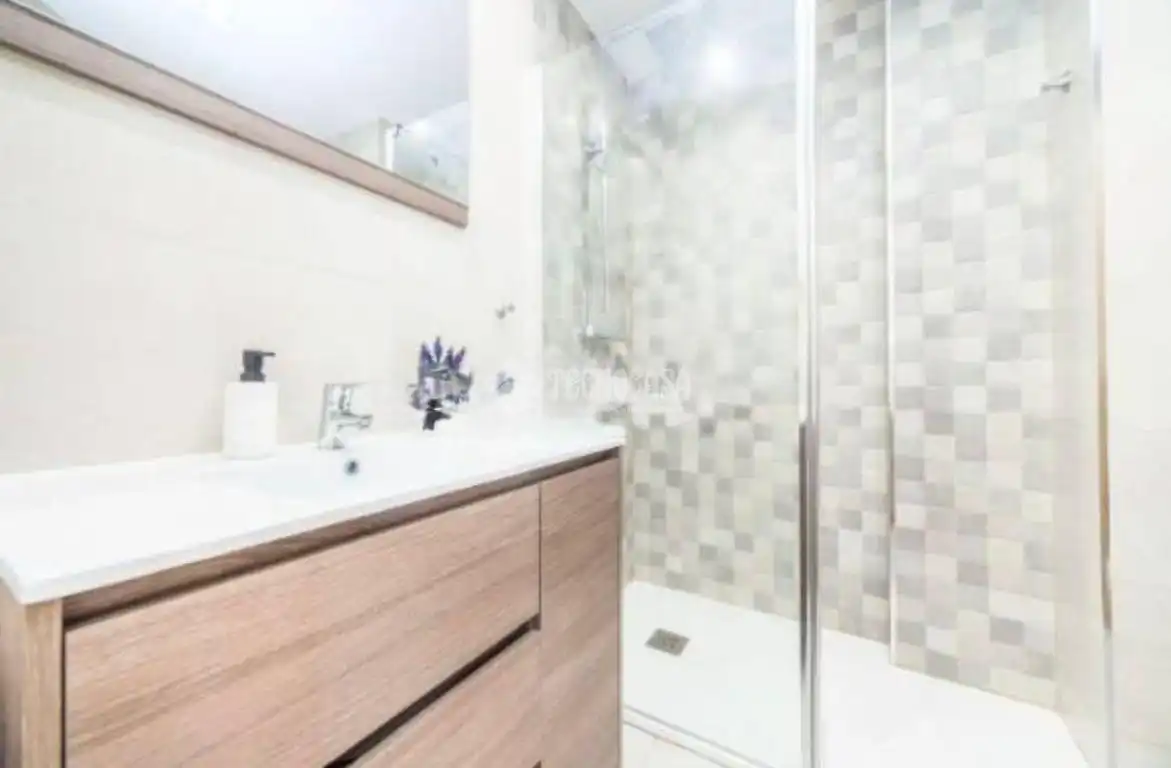 Baño de Piso en venta en Barcelona con Aire acondicionado, Parquet y Balcón