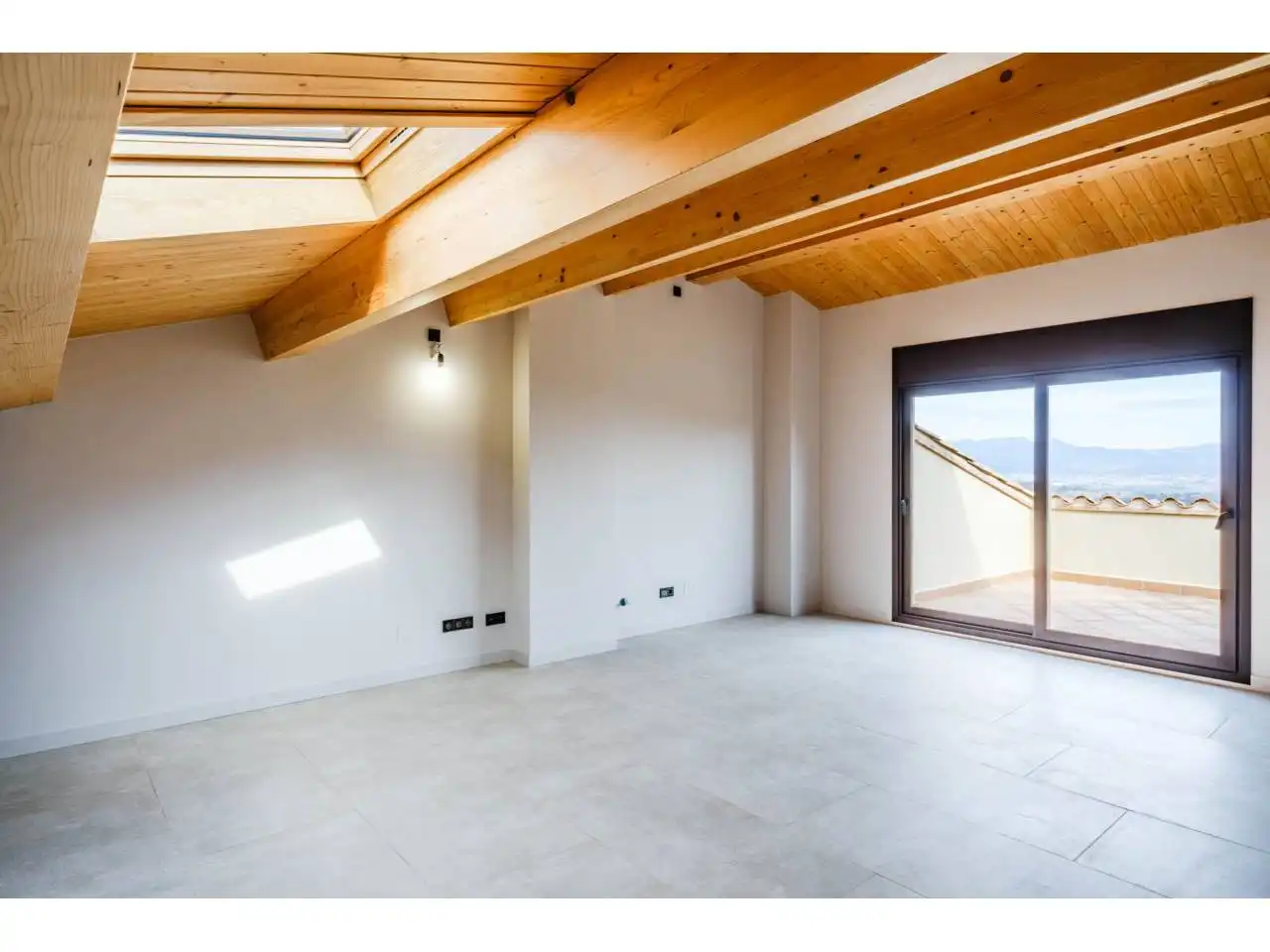 Houses for sale in Casserres  with Air Conditioner, Heating and Terrace