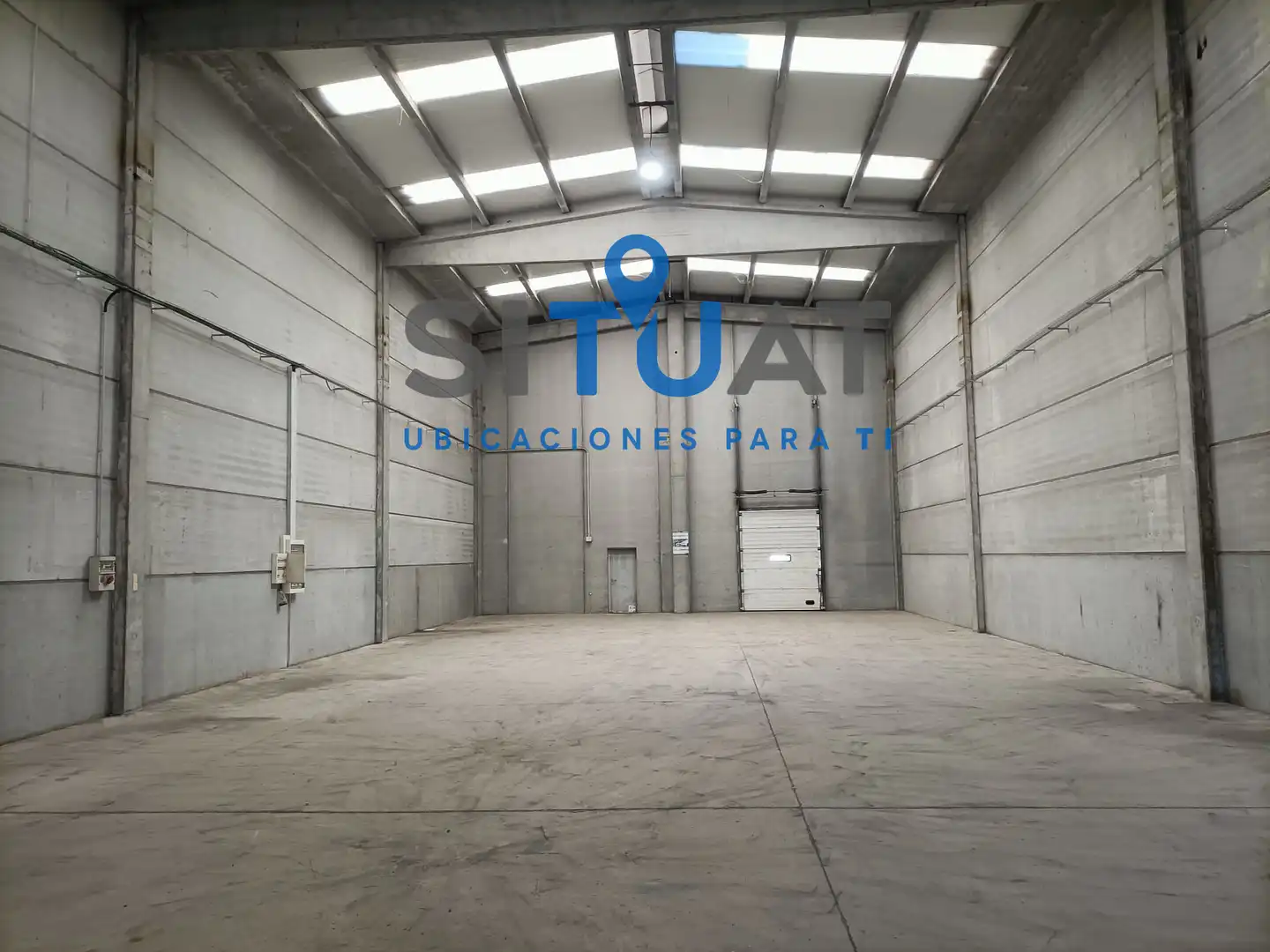Industrial building to rent in Carrer de la Torre Bovera 28