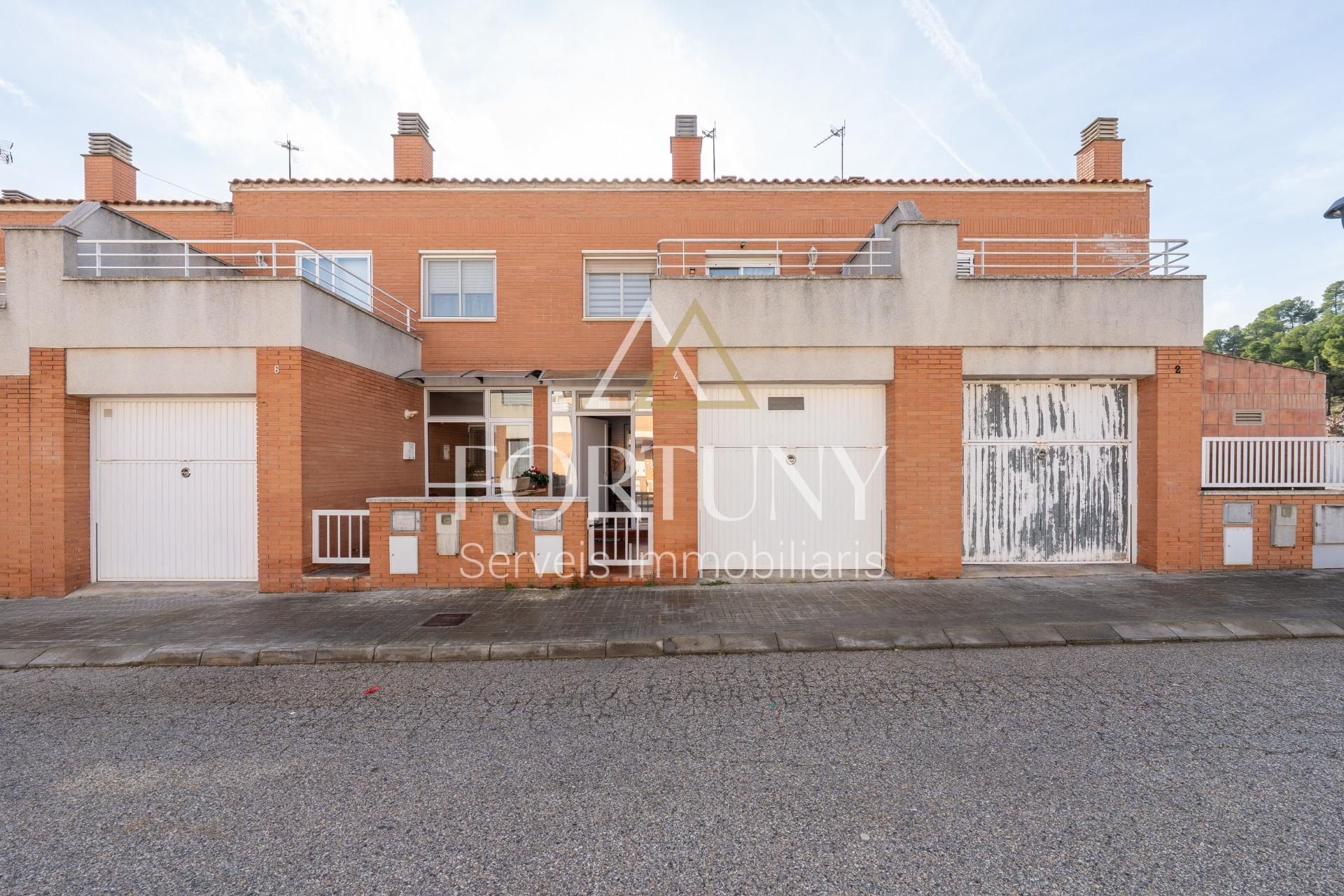 Exterior view of House or chalet for sale in Pira  with Air Conditioner, Private garden and Terrace