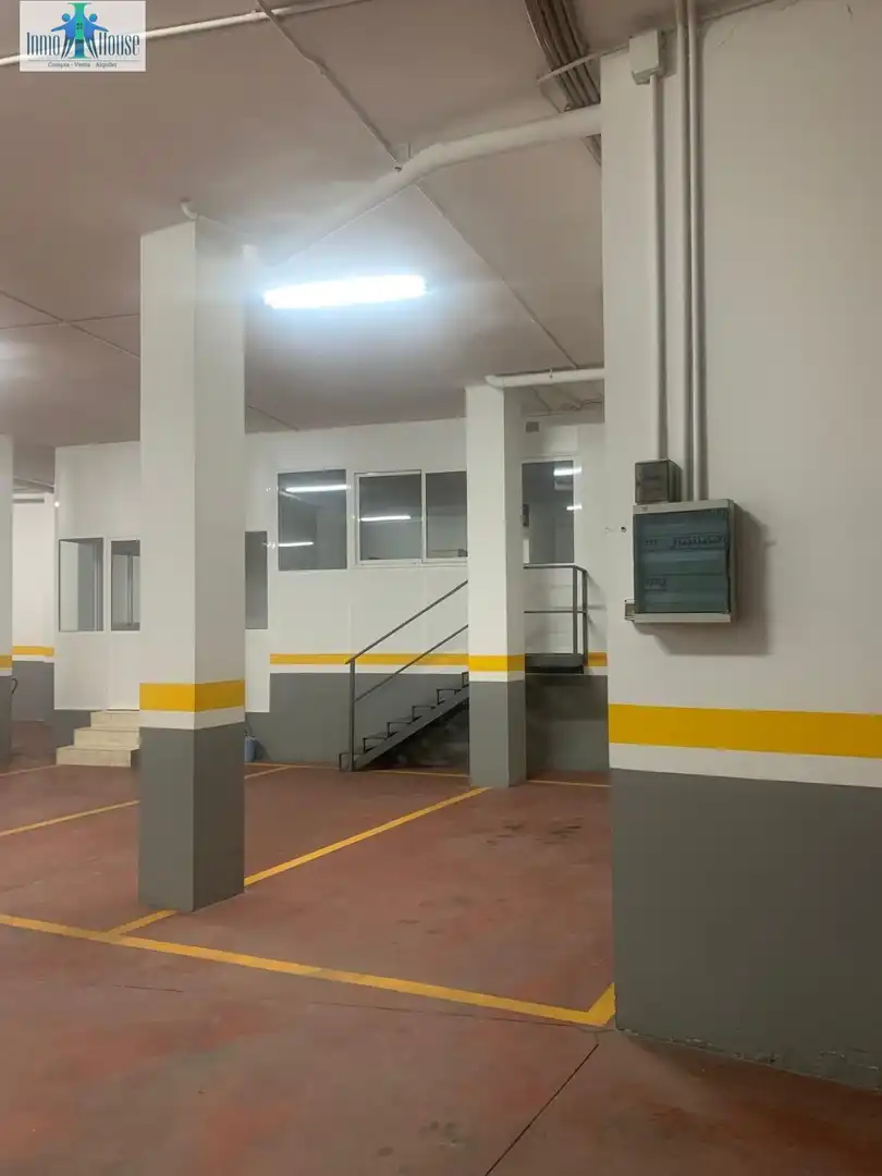 Local comercial en venda a San Pablo, imagen 3