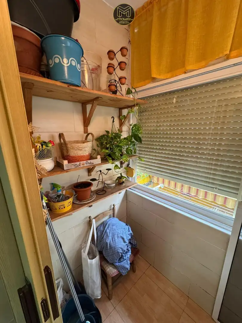 Terraza de Piso en venta en Linares con Amueblado