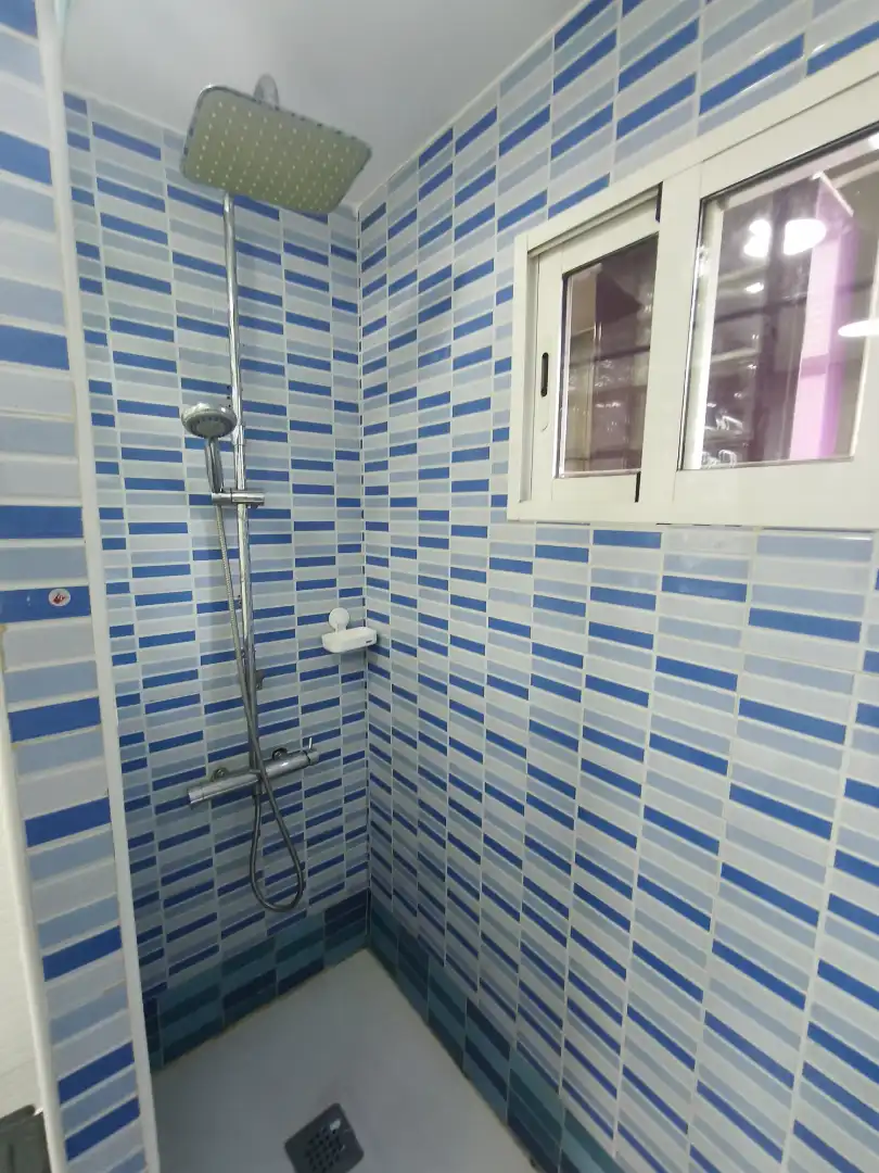 Bany de Pis en venda en Móstoles amb Aire condicionat, Parquet i Moblat
