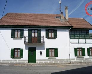 Vista exterior de Casa adosada en venda en Auritz / Burguete