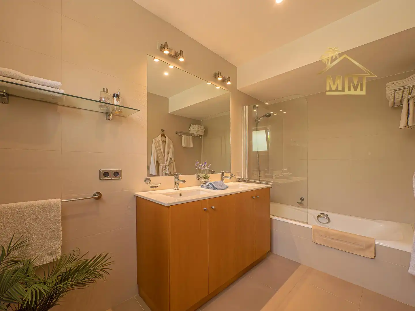 Bathroom of Houses for sale in Maó - Mahón  with Air Conditioner, Heating and Private garden