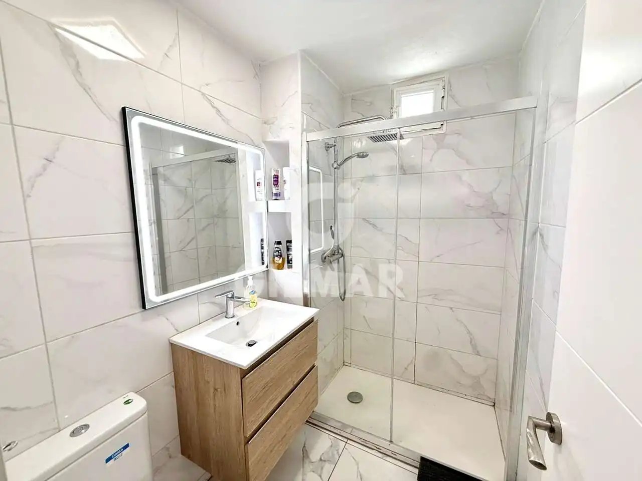 Baño de Piso en venta en Arona con Amueblado