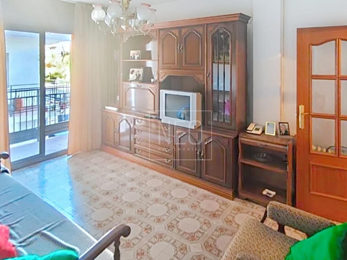 Sala d'estar de Pis en venda en  Granada Capital amb Terrassa i Balcó