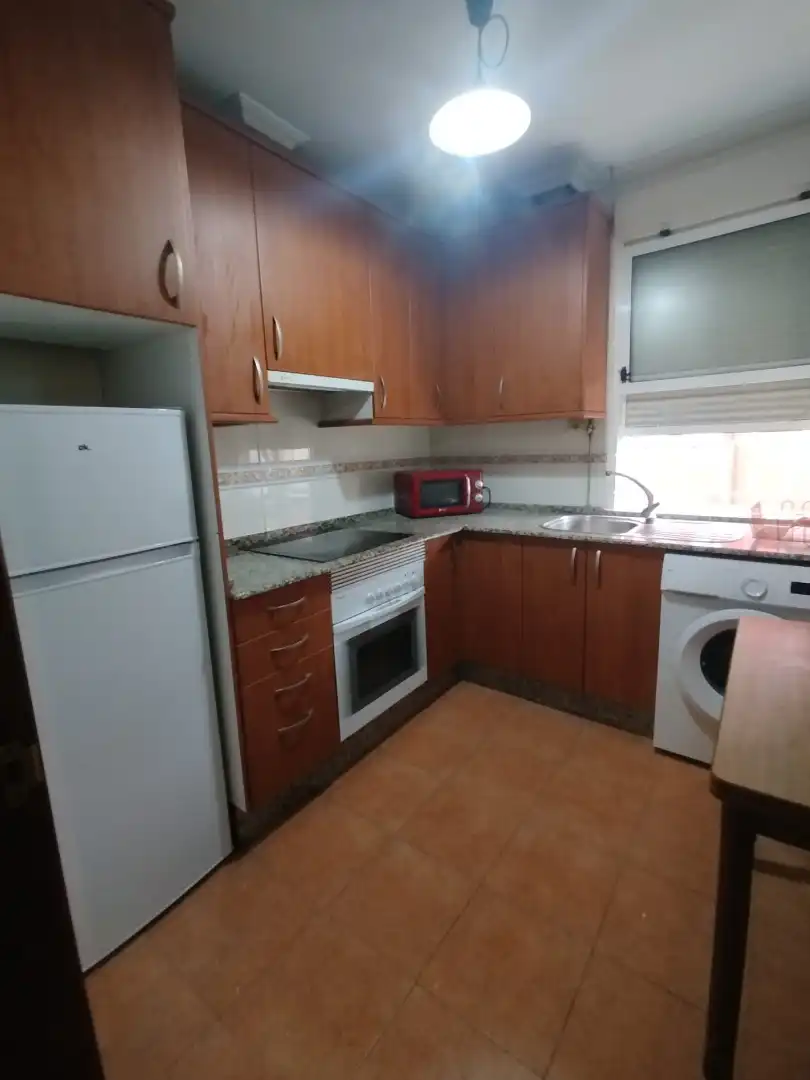 Küche von Wohnung zur Miete in Ferrol mit Möbliert und Waschmaschine