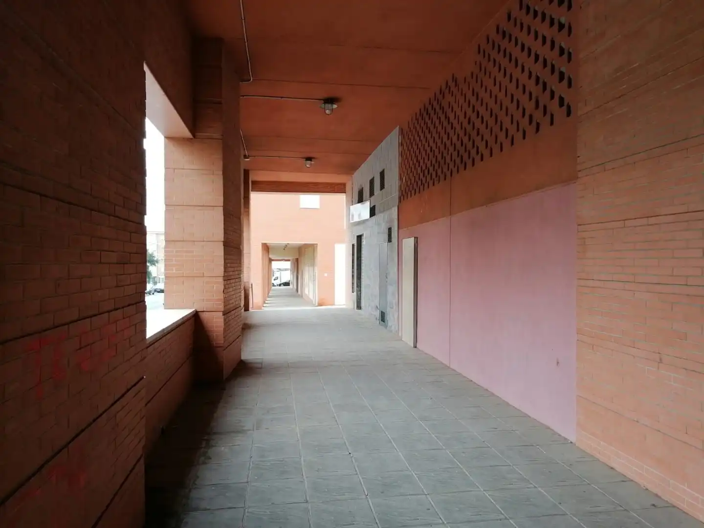Local comercial en alquiler en Camino del Saladillo, imagen 5
