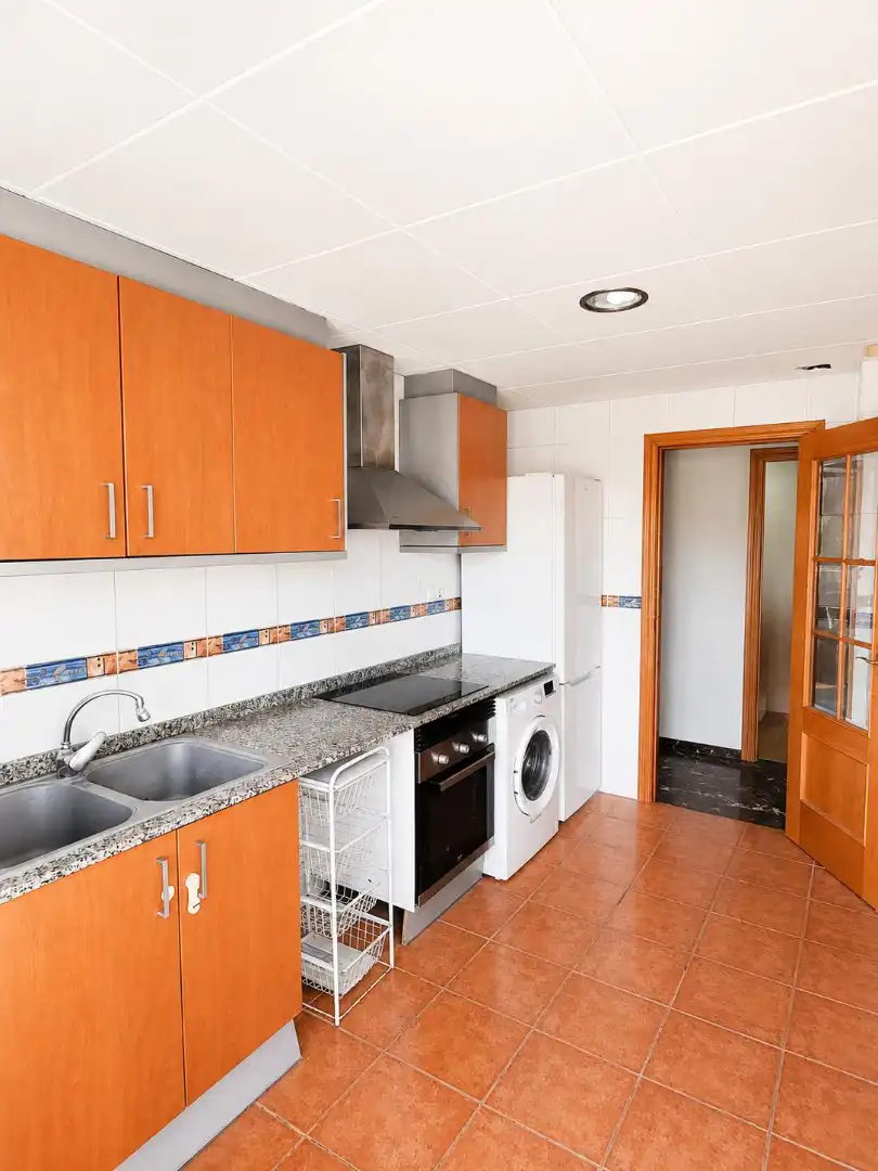 Cocina de Piso en venta en Valencia con Aire acondicionado, Amueblado y Horno
