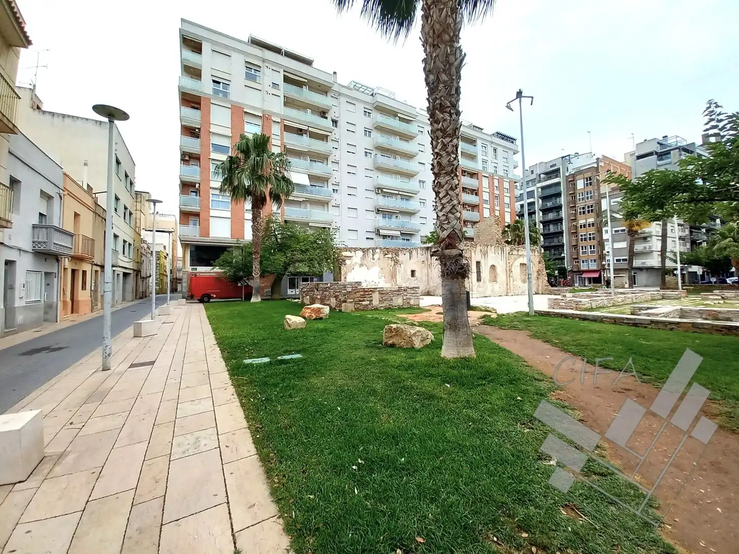 Local de alquiler en FRANCISCANS, Casco Urbano