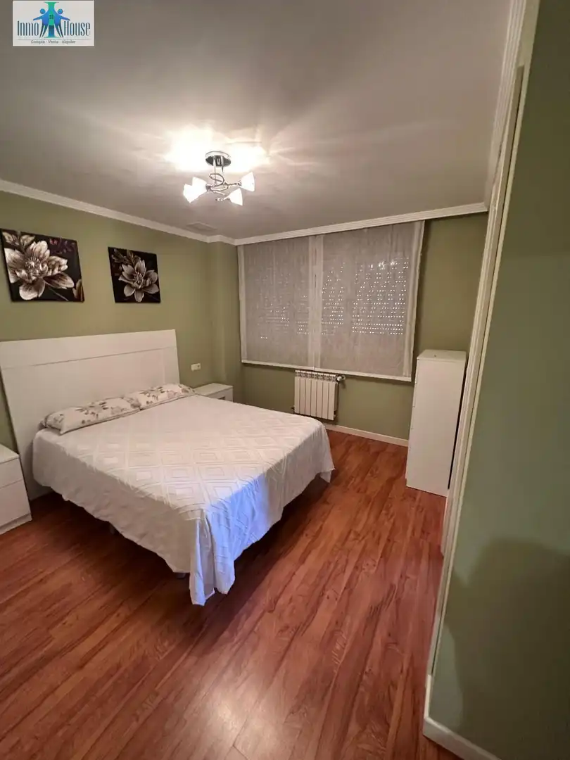 Habitación de Casa adosada de alquiler en Albacete con Aire acondicionado, Calefacción y Parquet