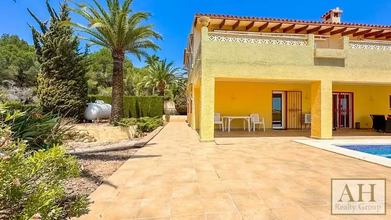Houses for sale in Pueblo - Urbanizaciones