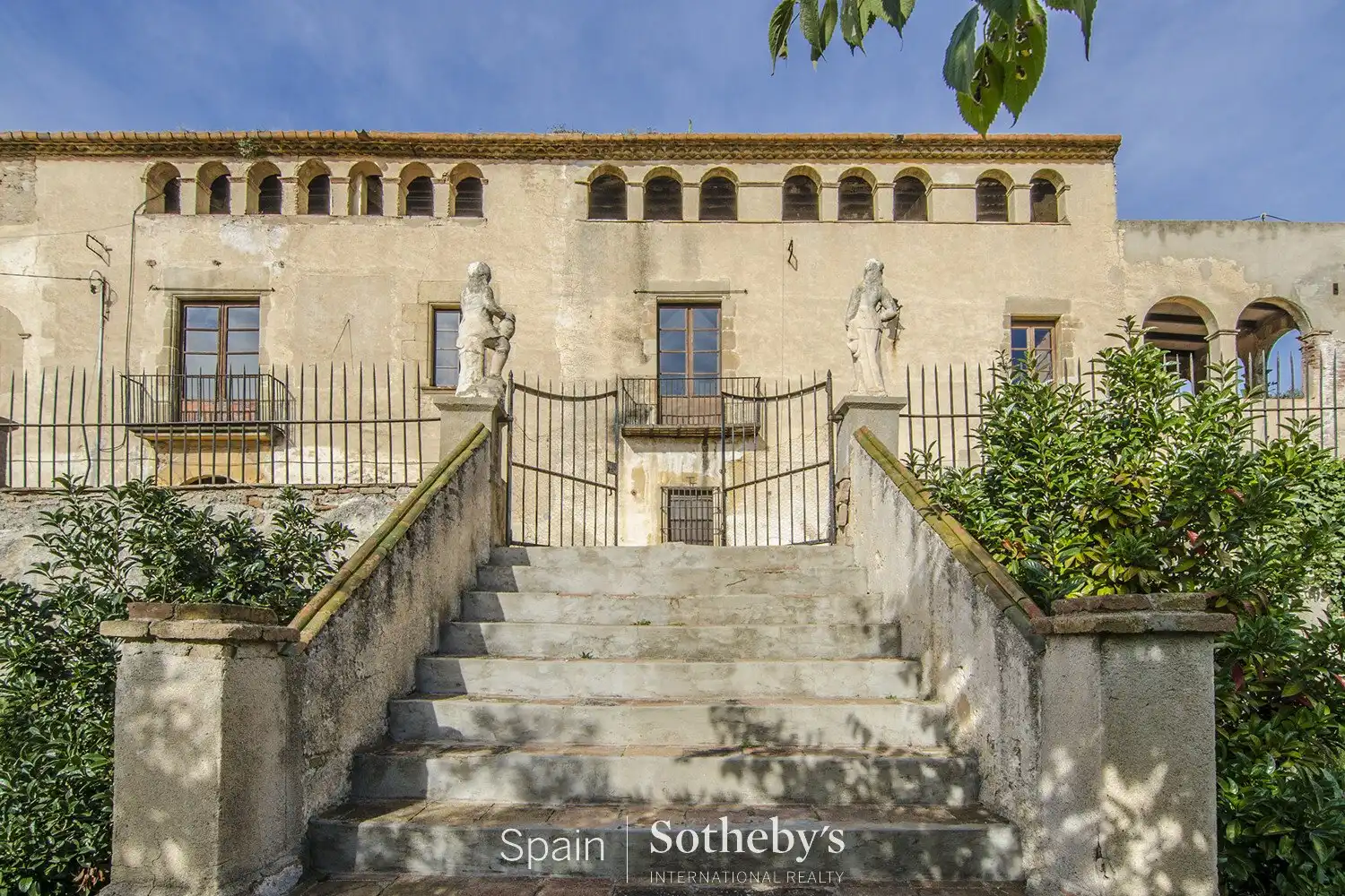 Vista exterior de Casa o chalet en venta en Badalona con Jardín privado, Terraza y Trastero