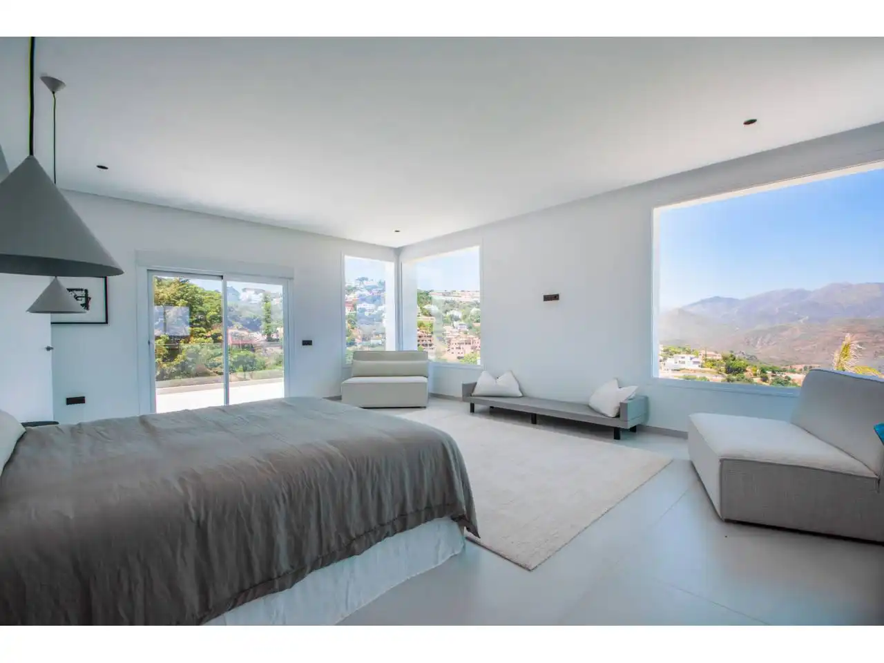 Habitación de Casa o chalet en venta en Marbella con Aire acondicionado, Calefacción y Jardín privado