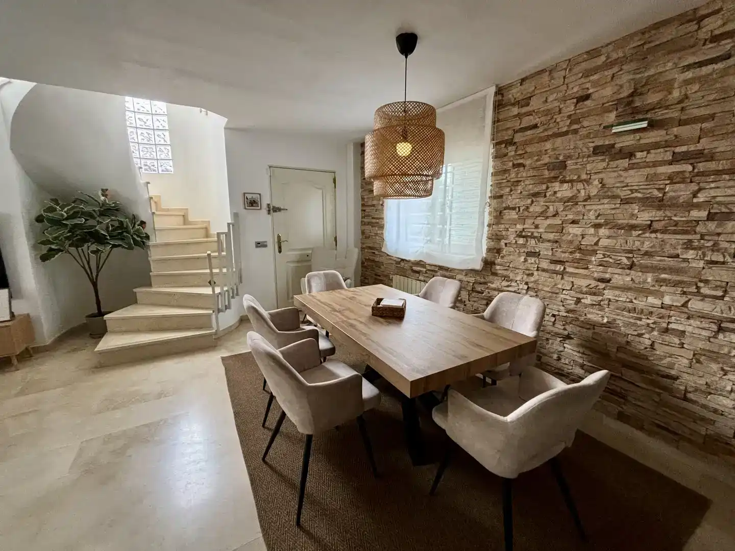 Dining room of Houses for sale in Moncada  with Air Conditioner, Swimming Pool and Balcony