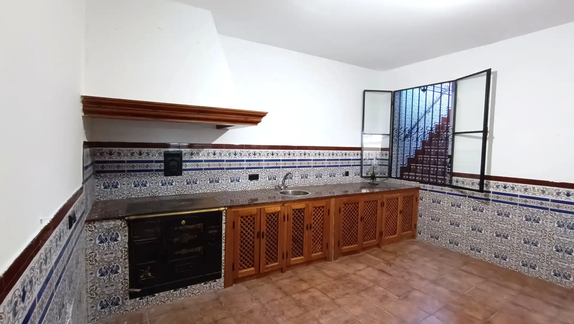 Cuina de Casa o xalet en venda en Guadalupe amb Jardí privat i Terrassa