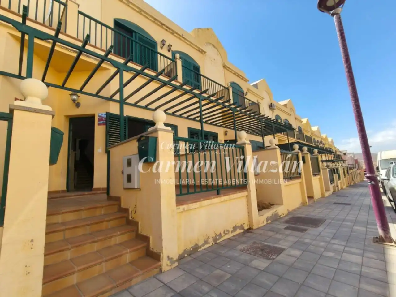 Vista exterior de Dúplex en venta en Fabelo