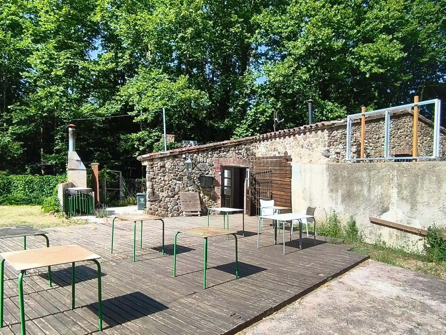 Terrasse von Geschaftsraum zur Miete in Sant Iscle de Vallalta mit Klimaanlage und Terrasse