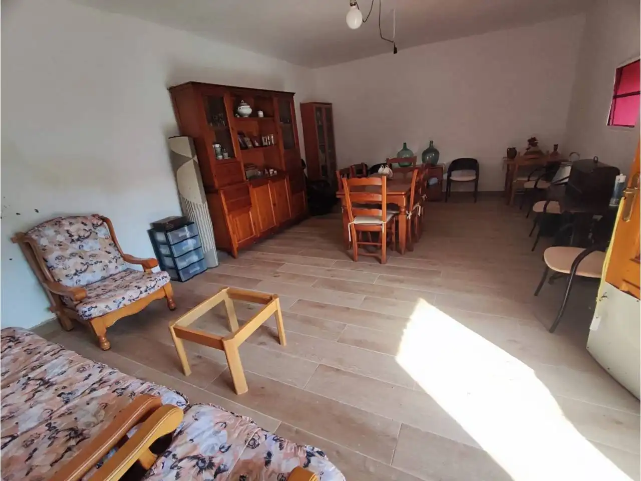 Sala de estar de Casa o chalet en venta en Lalueza con Calefacción y Amueblado