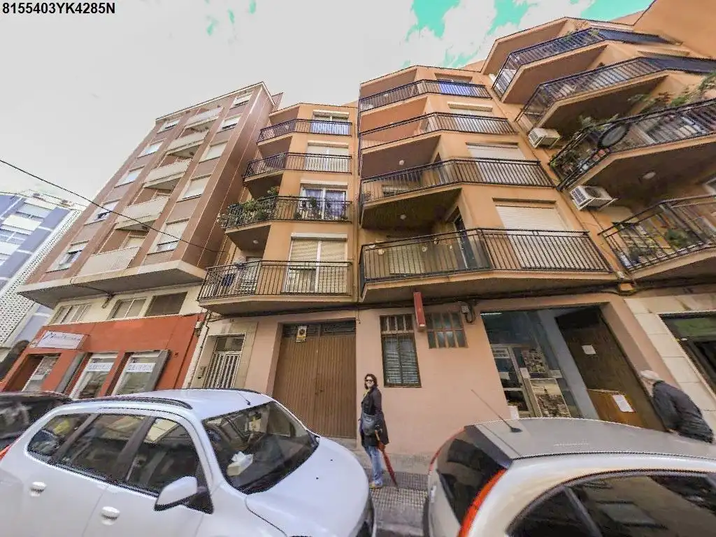Piso con ascensor en venta en NAPOLS 10