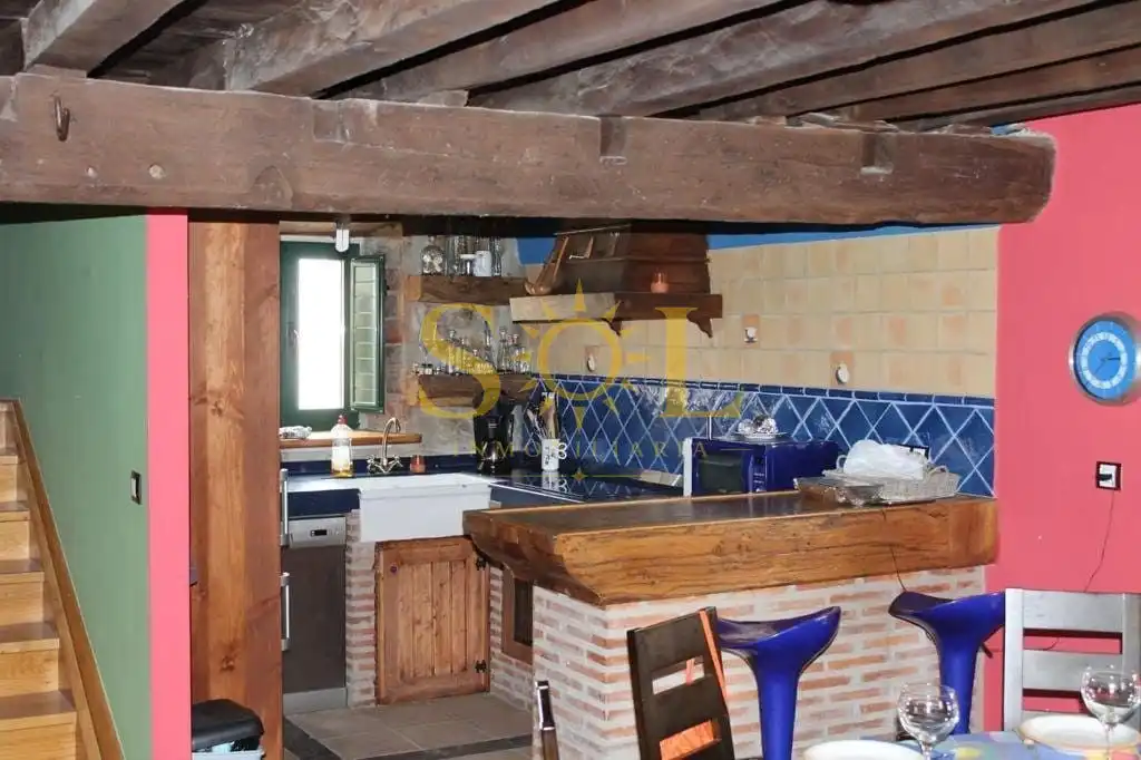 Cocina de Casa o chalet en venta en Boca de Huérgano con Calefacción, Jardín privado y Parquet