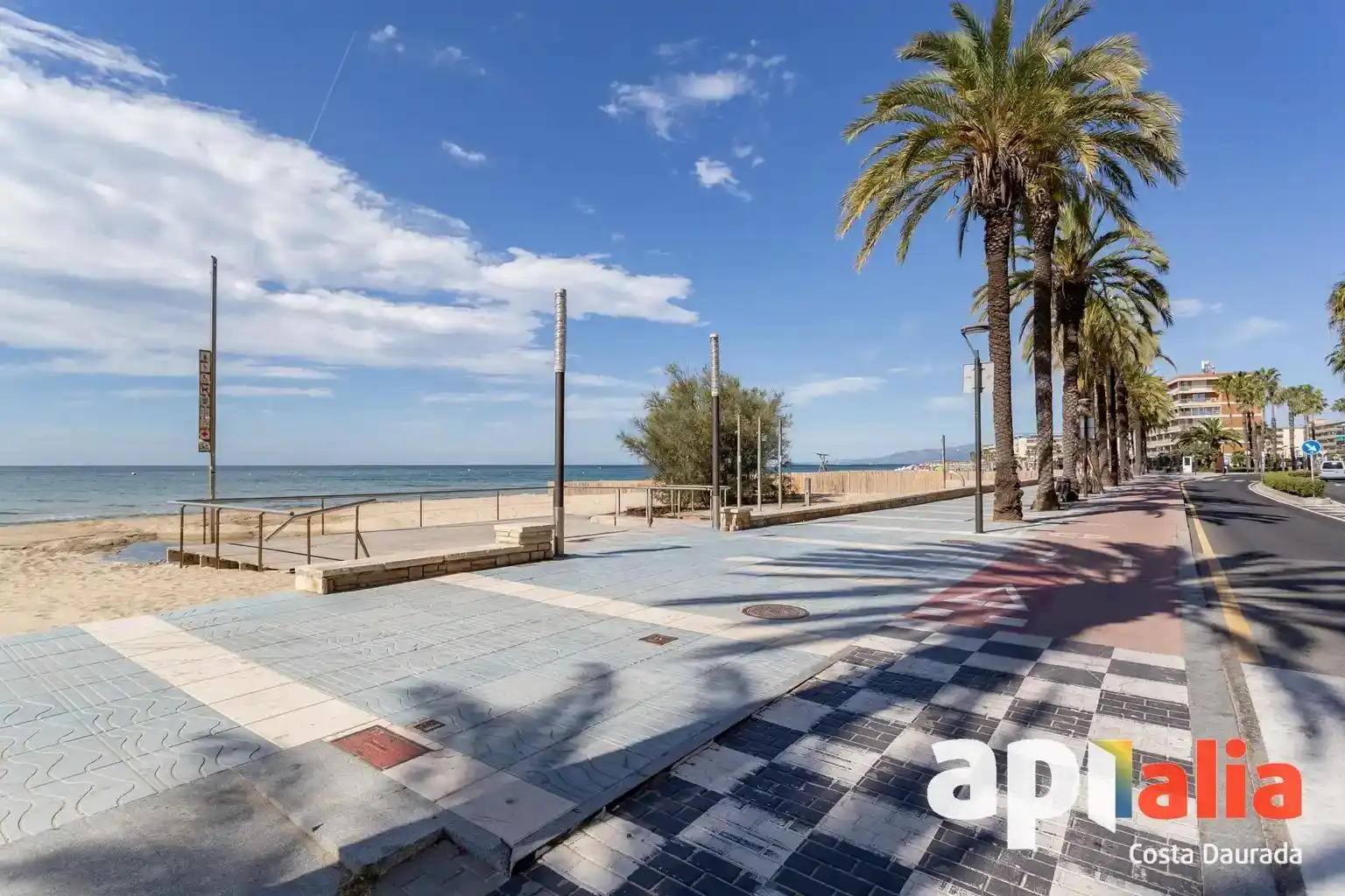 Vista exterior de Piso en venta en Salou con Aire acondicionado, Parquet y Terraza