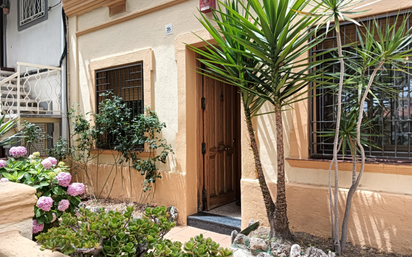 Vista exterior de Casa o xalet en venda en Mataró amb Terrassa