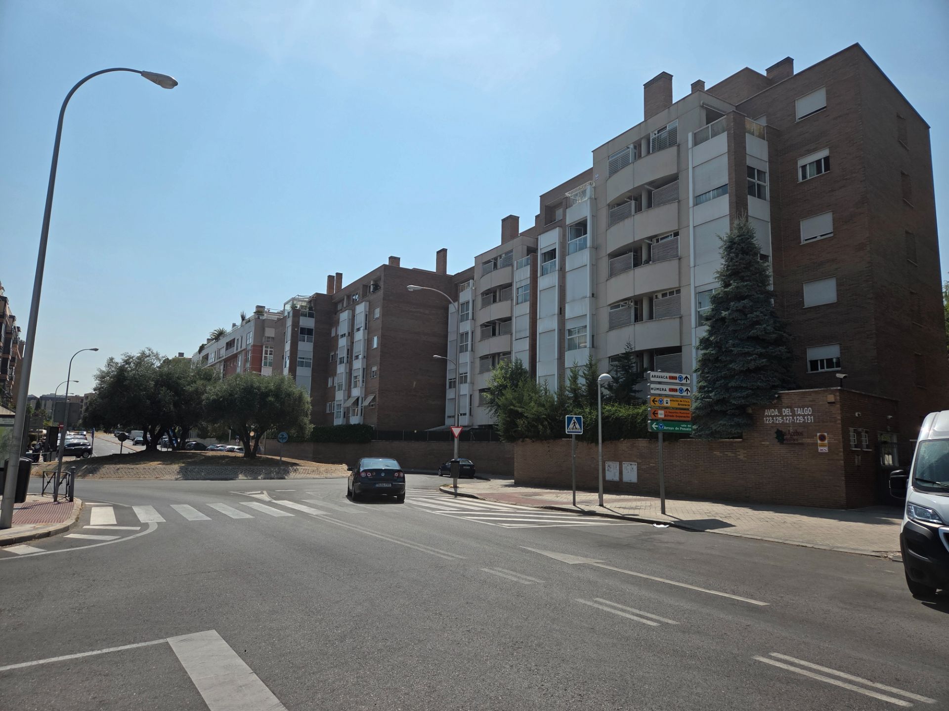 Exterior view of Flat for sale in  Madrid Capital  with Air Conditioner, Heating and Private garden