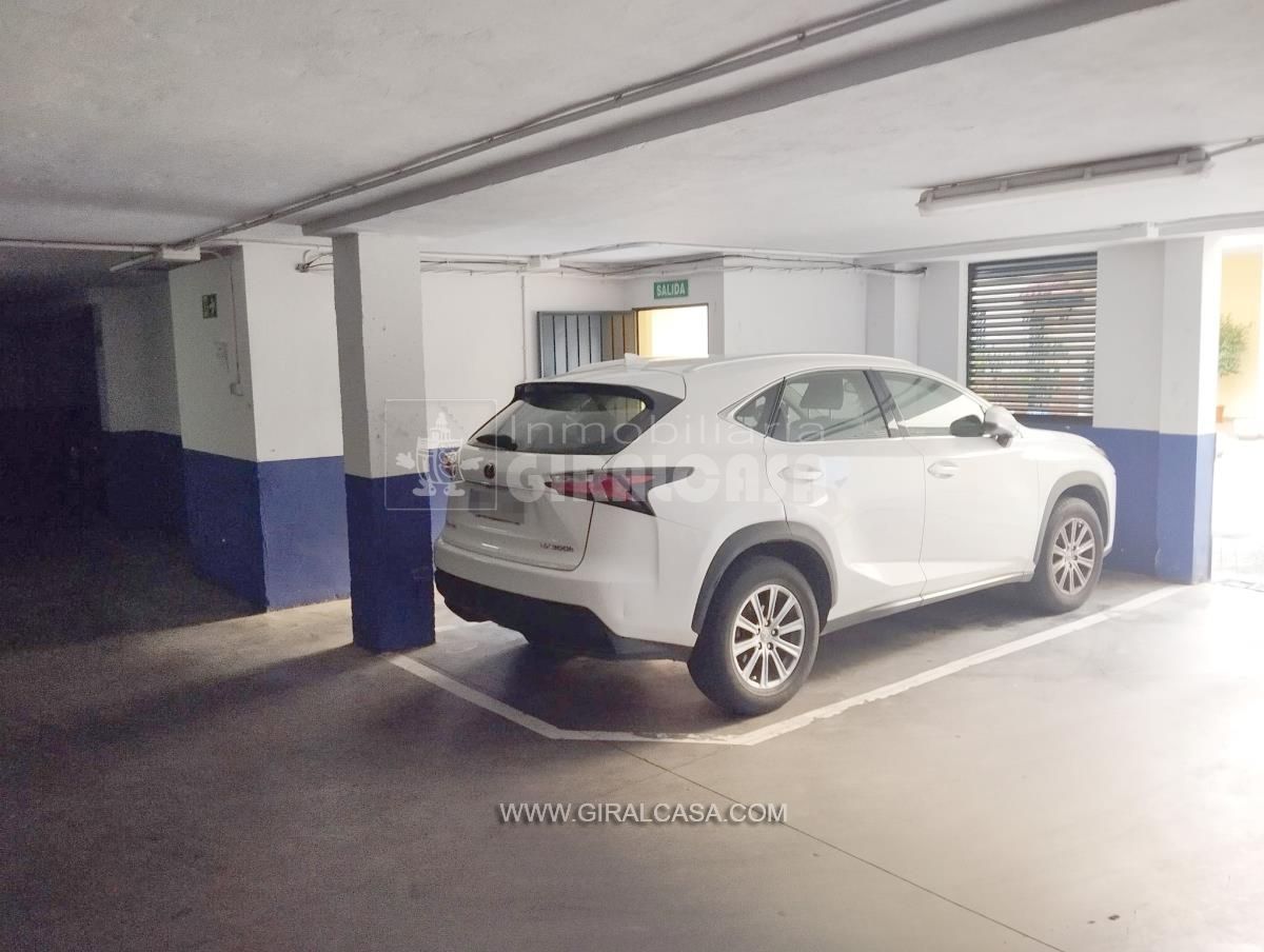 Aparcament de Garatge en venda en Alcalá de Guadaira