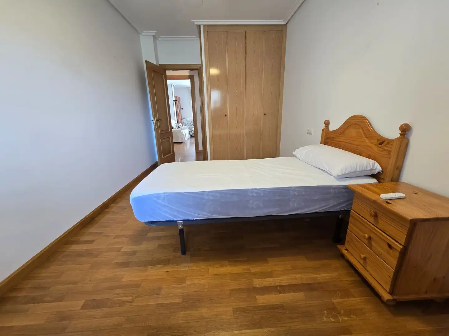 Habitación de Piso de alquiler en  Logroño con Calefacción, Terraza y Trastero