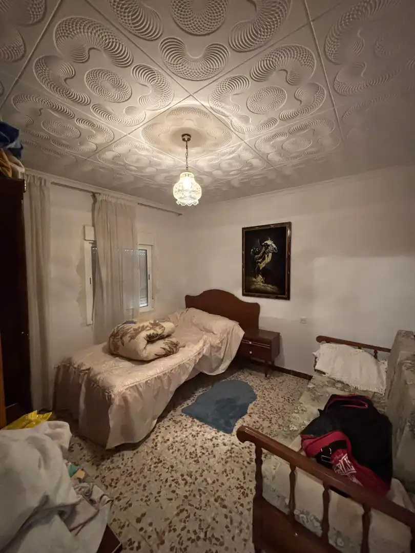 Schlafzimmer von Country house zum Verkauf in Viso del Marqués mit Balkon