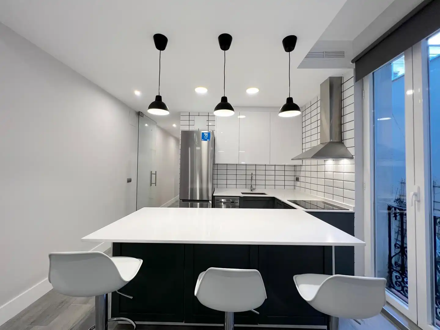 Kitchen of Flat for rent in Barrio de Salamanca