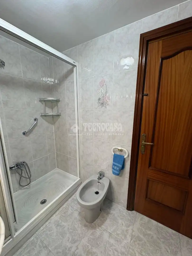 Baño de Piso en venta en Getafe con Aire acondicionado, Calefacción y Terraza