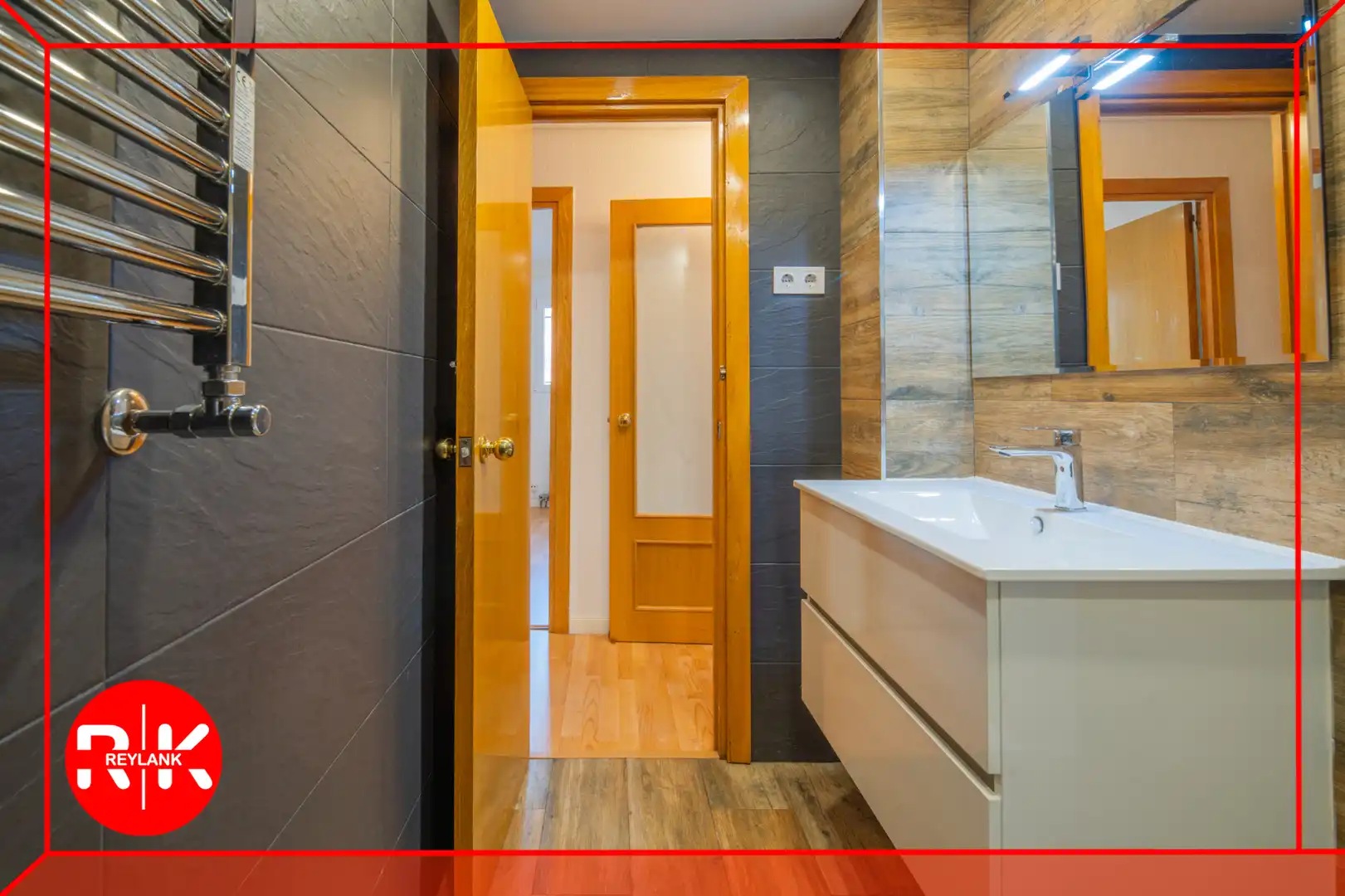 Baño de Piso en venta en San Fernando de Henares con Calefacción, Parquet y Trastero