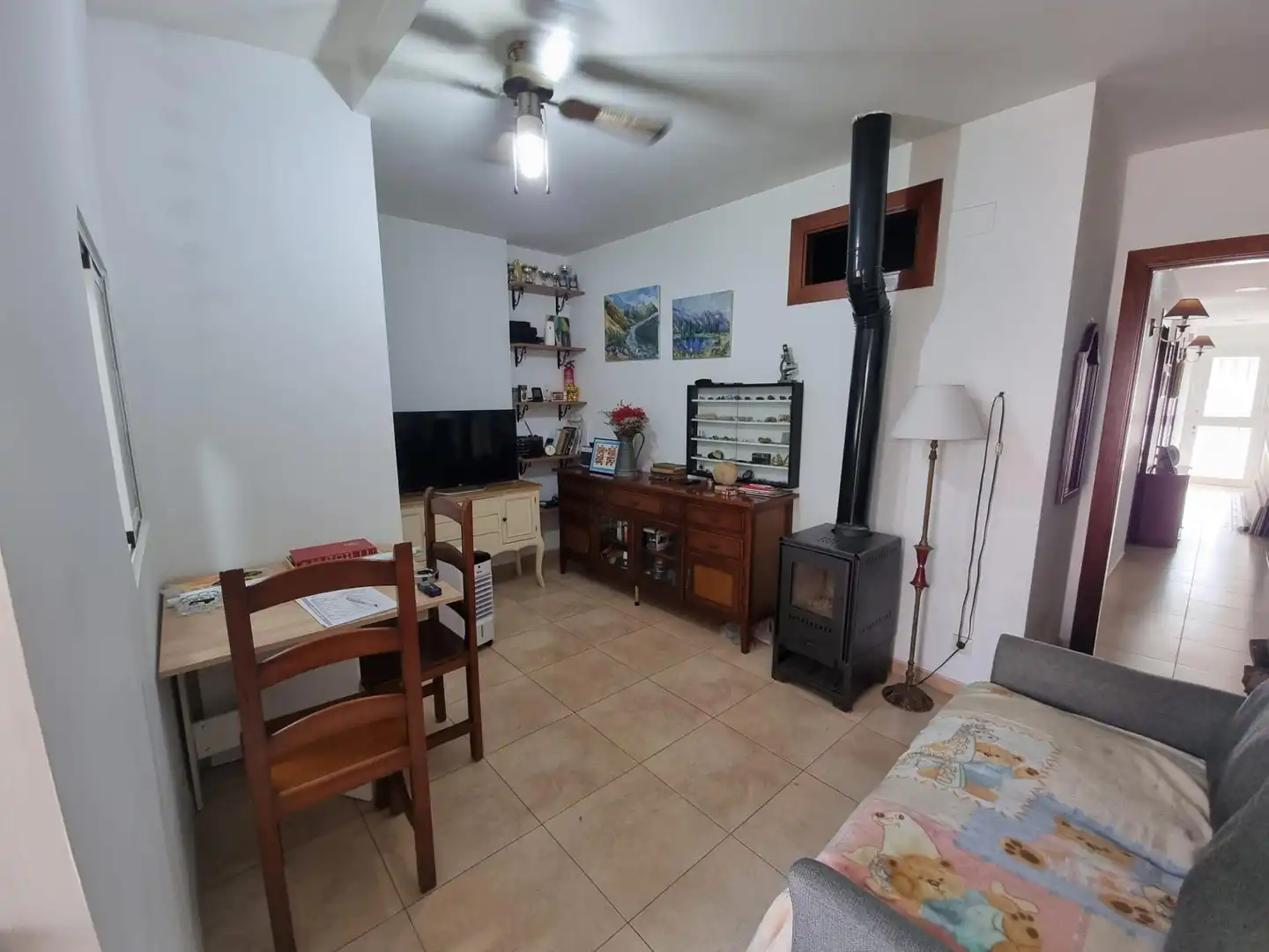 Sala de estar de Casa adosada en venta en Castellar del Vallès con Calefacción, Jardín privado y Terraza