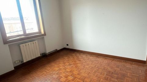 Foto 2 de Piso en venta en Zabalburu, Bilbao