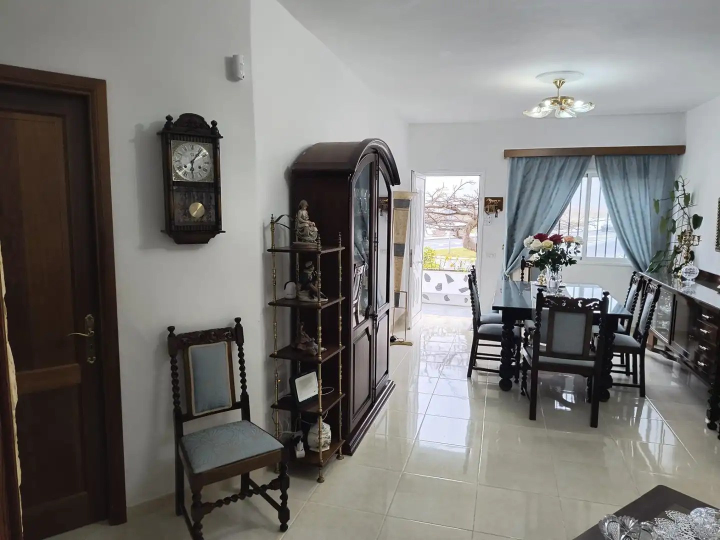Menjador de Casa o xalet en venda en Buenavista del Norte amb Jardí privat, Terrassa i Forn
