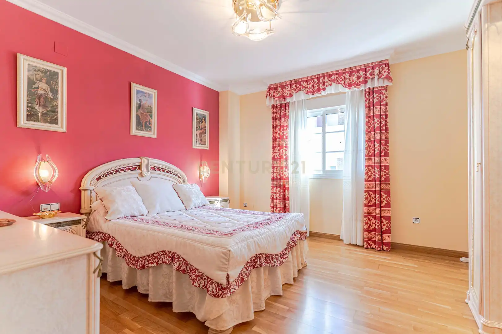 Bedroom of Houses for sale in Vélez de Benaudalla  with Private garden