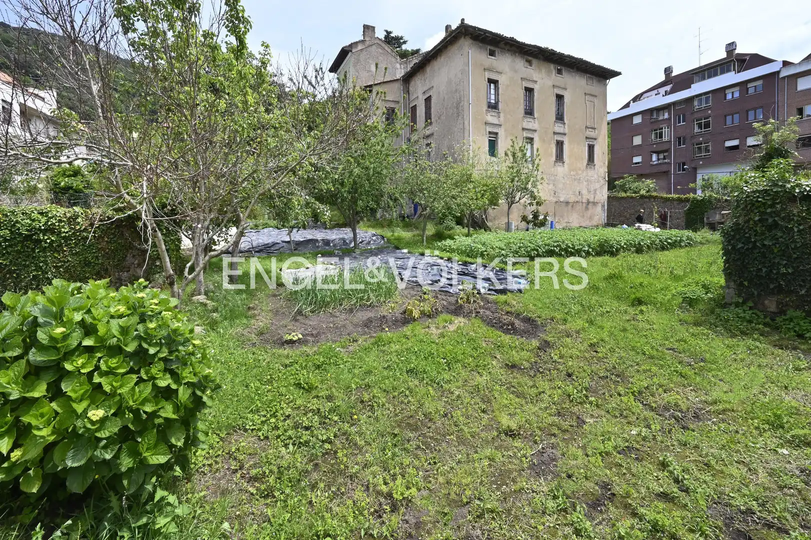 Casa adosada en venta en Limpias con Calefacción, Jardín privado y Terraza