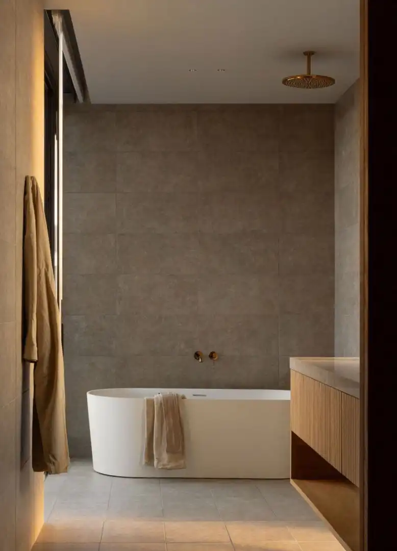 Bathroom of Houses for sale in Estepona  with Air Conditioner, Private garden and Terrace