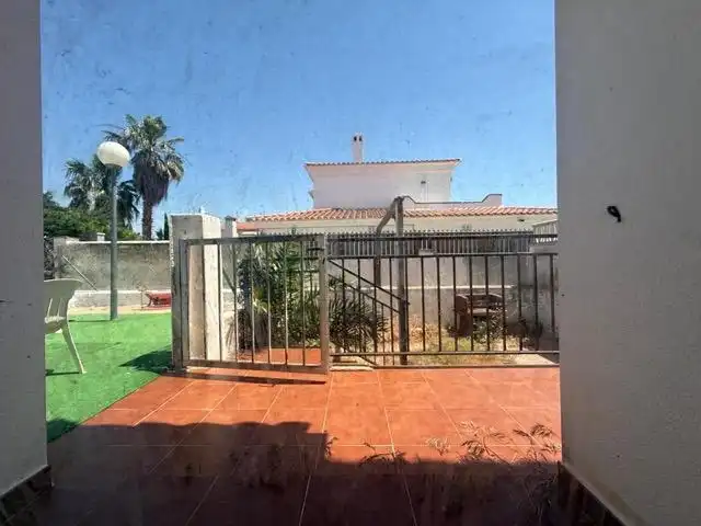 Garten von Einfamilien-Reihenhaus zum Verkauf in Mont-roig del Camp mit Terrasse und Gemeinschaftspool