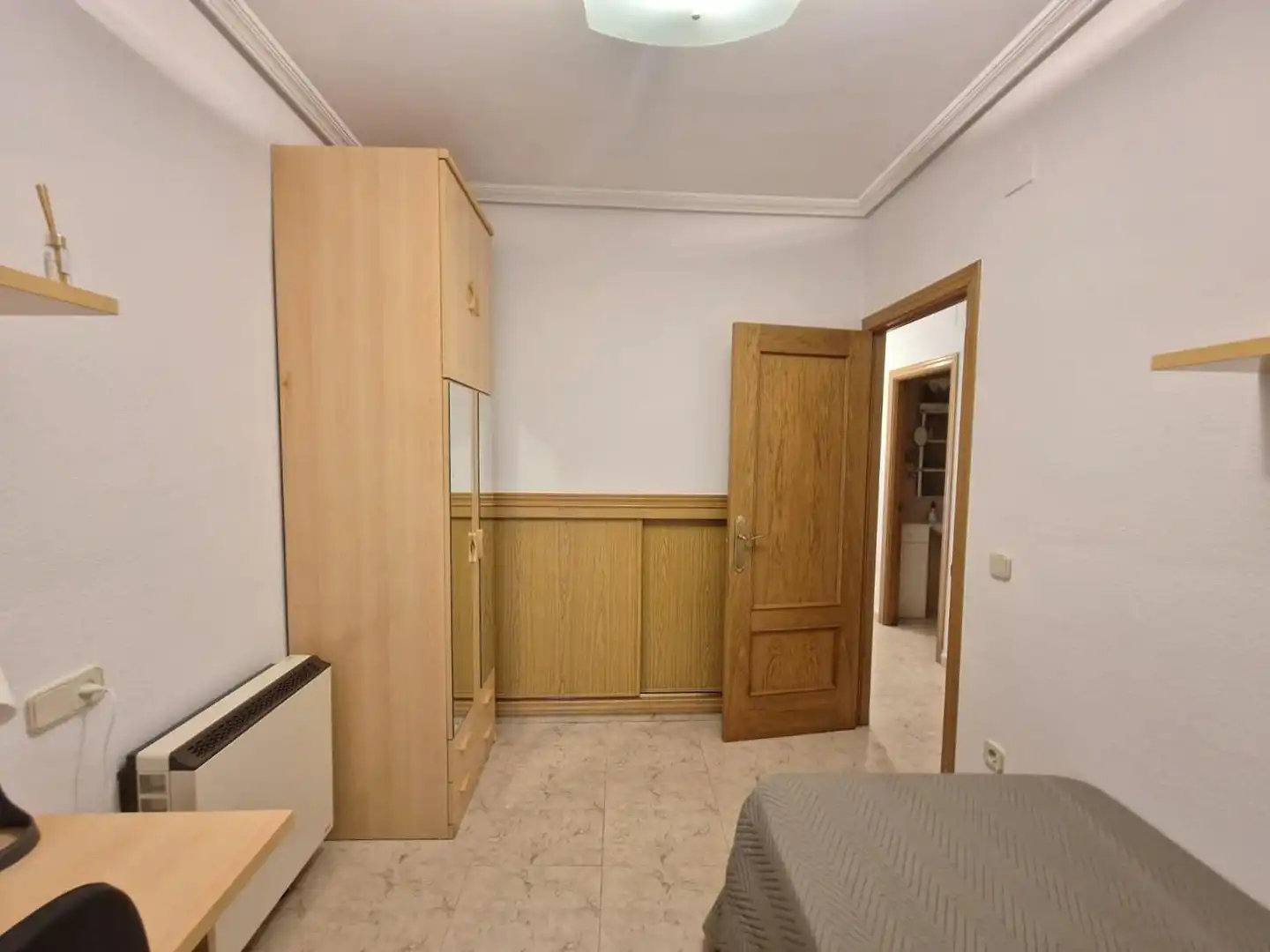 Bedroom of Flat for rent in Plasencia  with Air Conditioner and Heating