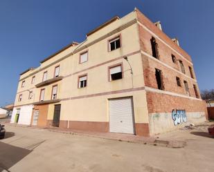 Vista exterior de Edifici en venda en Castellar