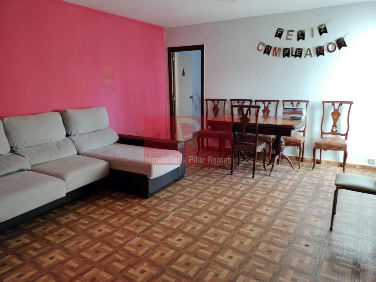 Sala d'estar de Pis en venda en León Capital  amb Calefacció i Terrassa