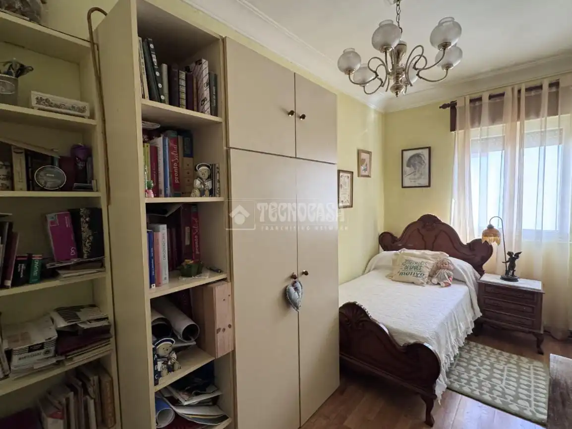 Bedroom of Detached homes for sale in León Capital   with Heating and Parquet flooring