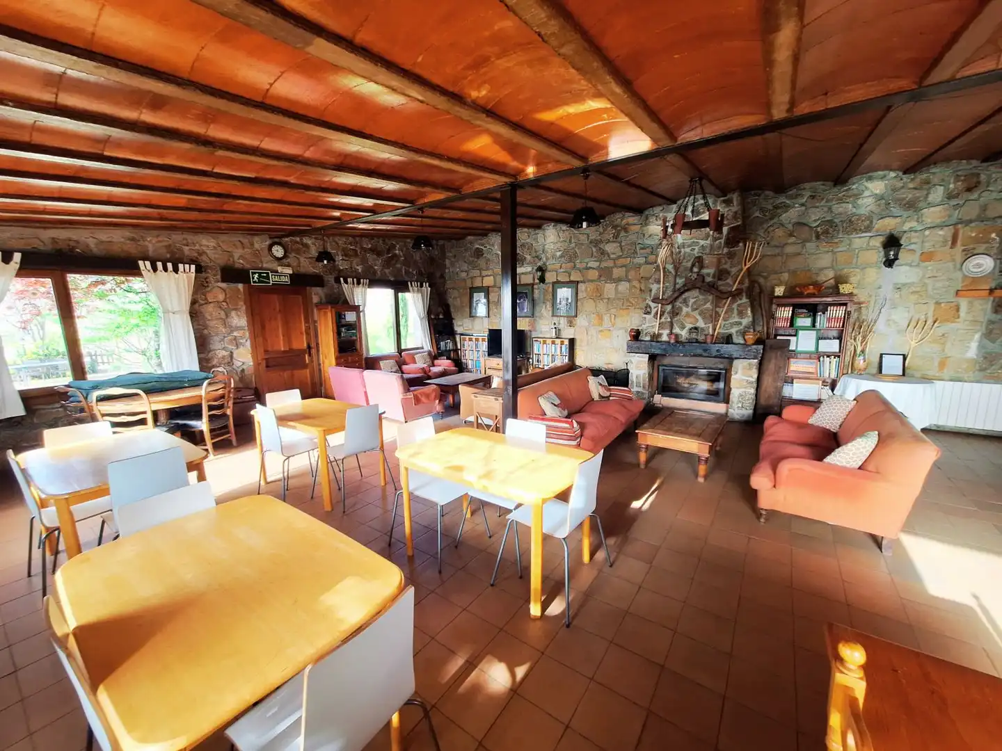 Casa o chalet en venta en El Hoyo de Pinares  con Calefacción, Jardín privado y Terraza