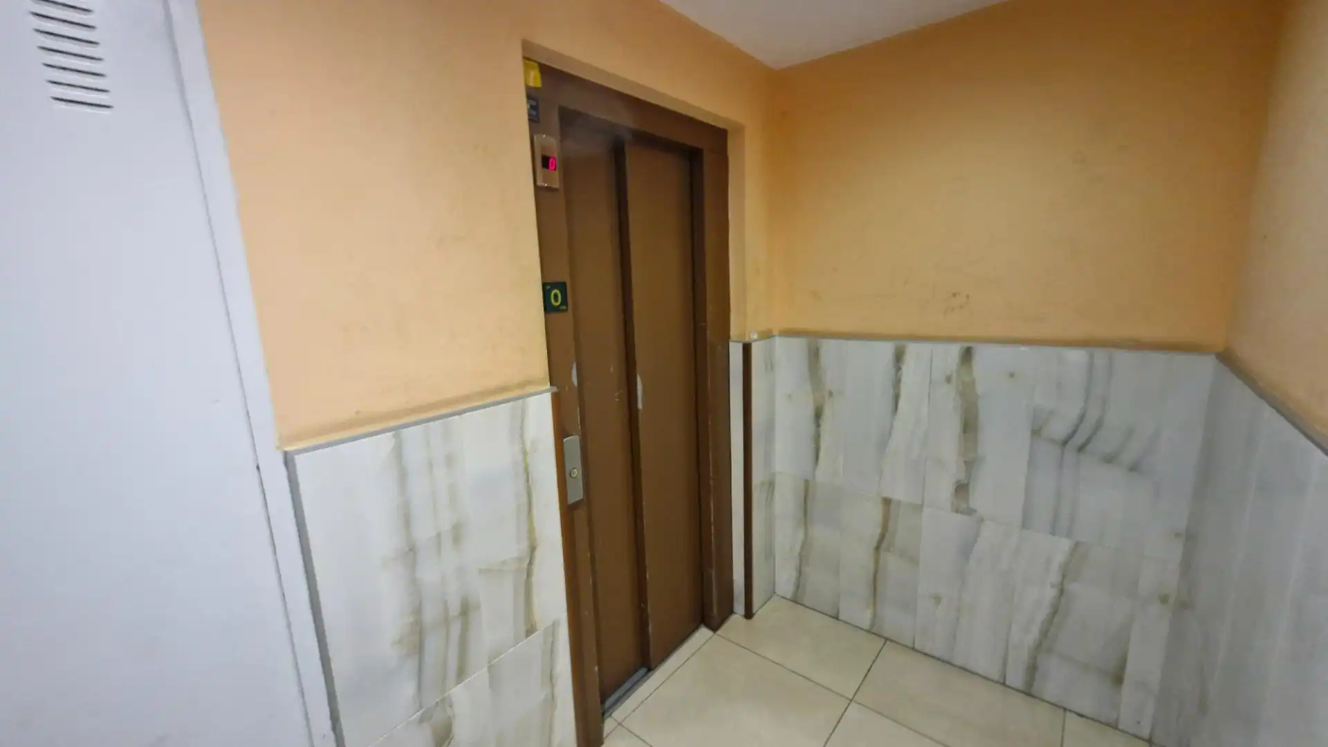 Flat for sale in Erandio