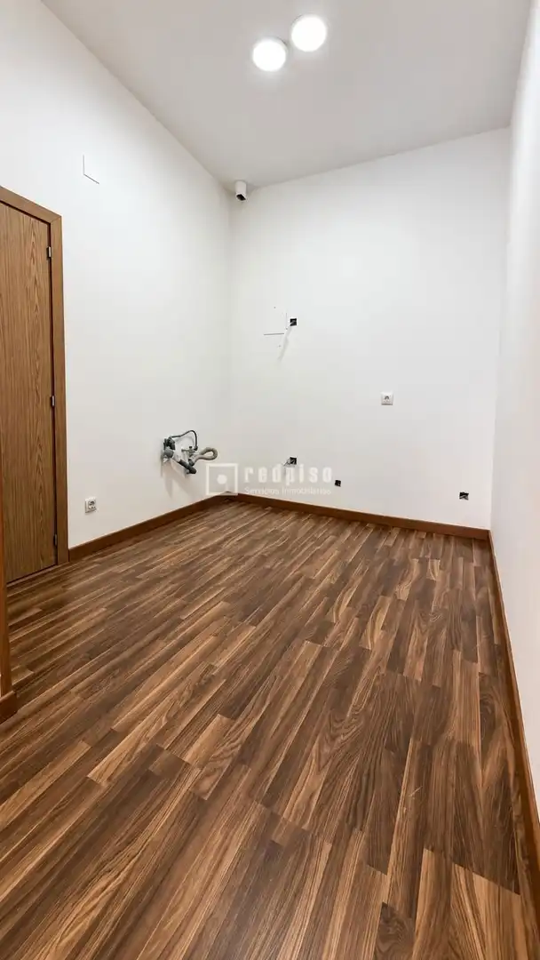 Flat with lift for sale in de Felipe de Diego, imagen 8
