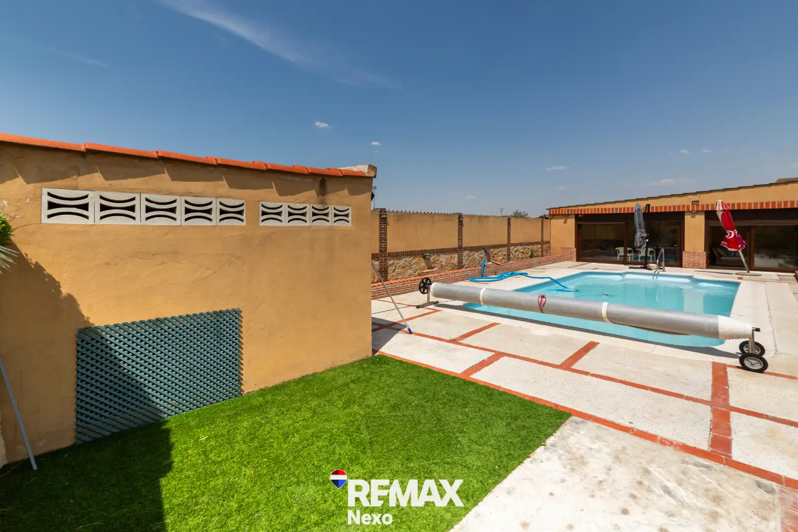 Terrassa de Casa o xalet en venda en Renedo de Esgueva amb Aire condicionat, Calefacció i Jardí privat